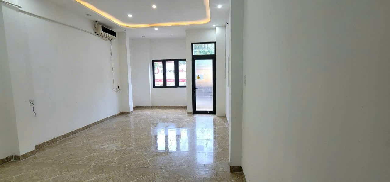 Nhà nguyên căn 5 tầng đường Hàm Nghi, quận Hải Châu, phù hợp kinh doanh và văn phòng - Ảnh 4