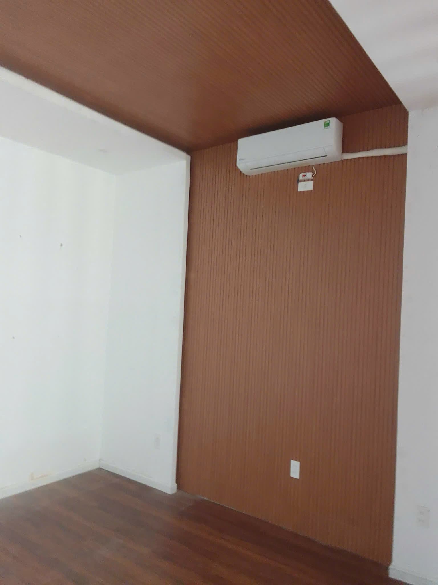 Nhà nguyên căn 3 tầng đường Đô Đốc Lân - Ảnh 3