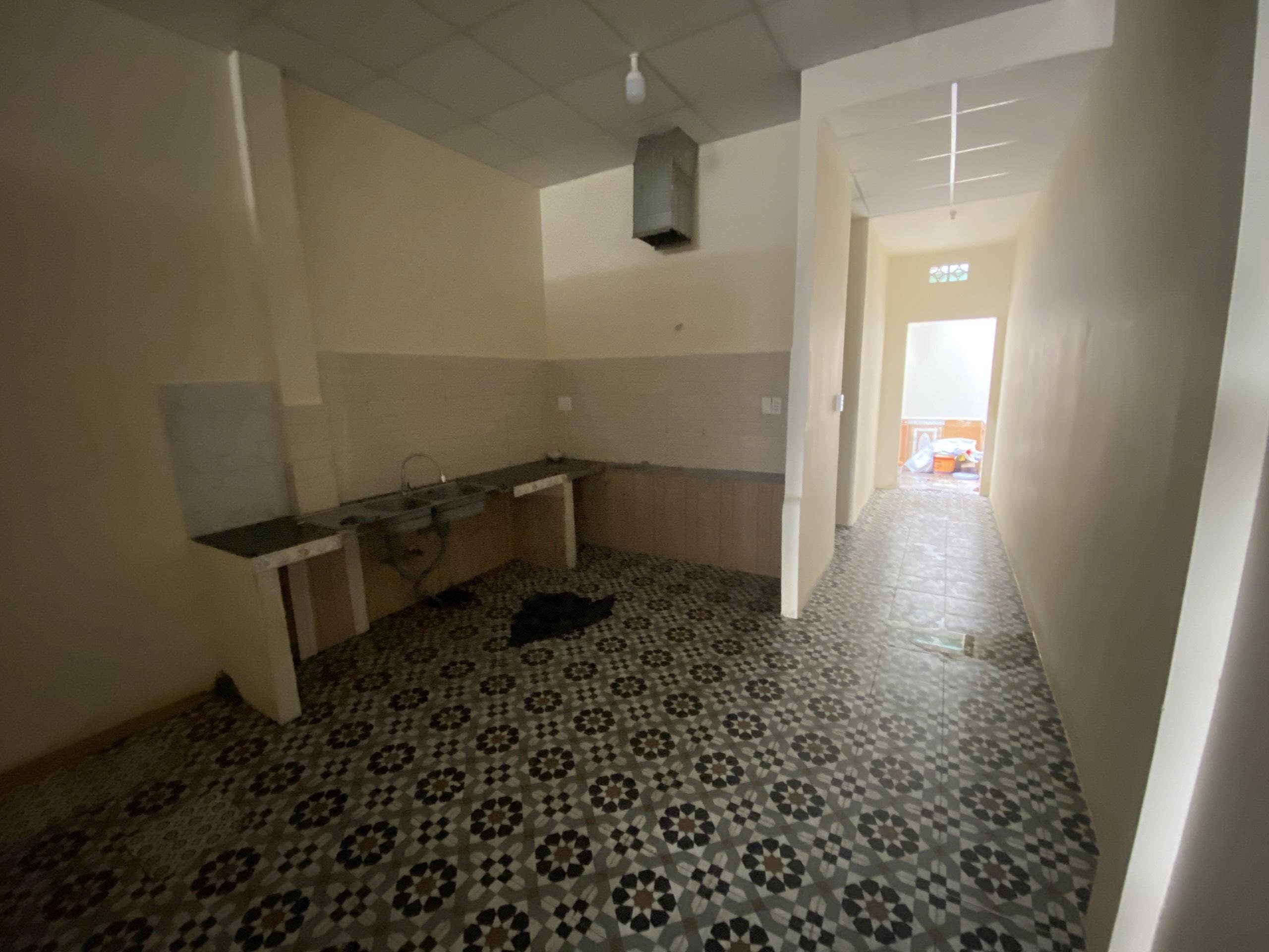 Mặt bằng trống suốt 127m2 đường 2 tháng 9, quận Hải Châu, phù hợp kinh doanh