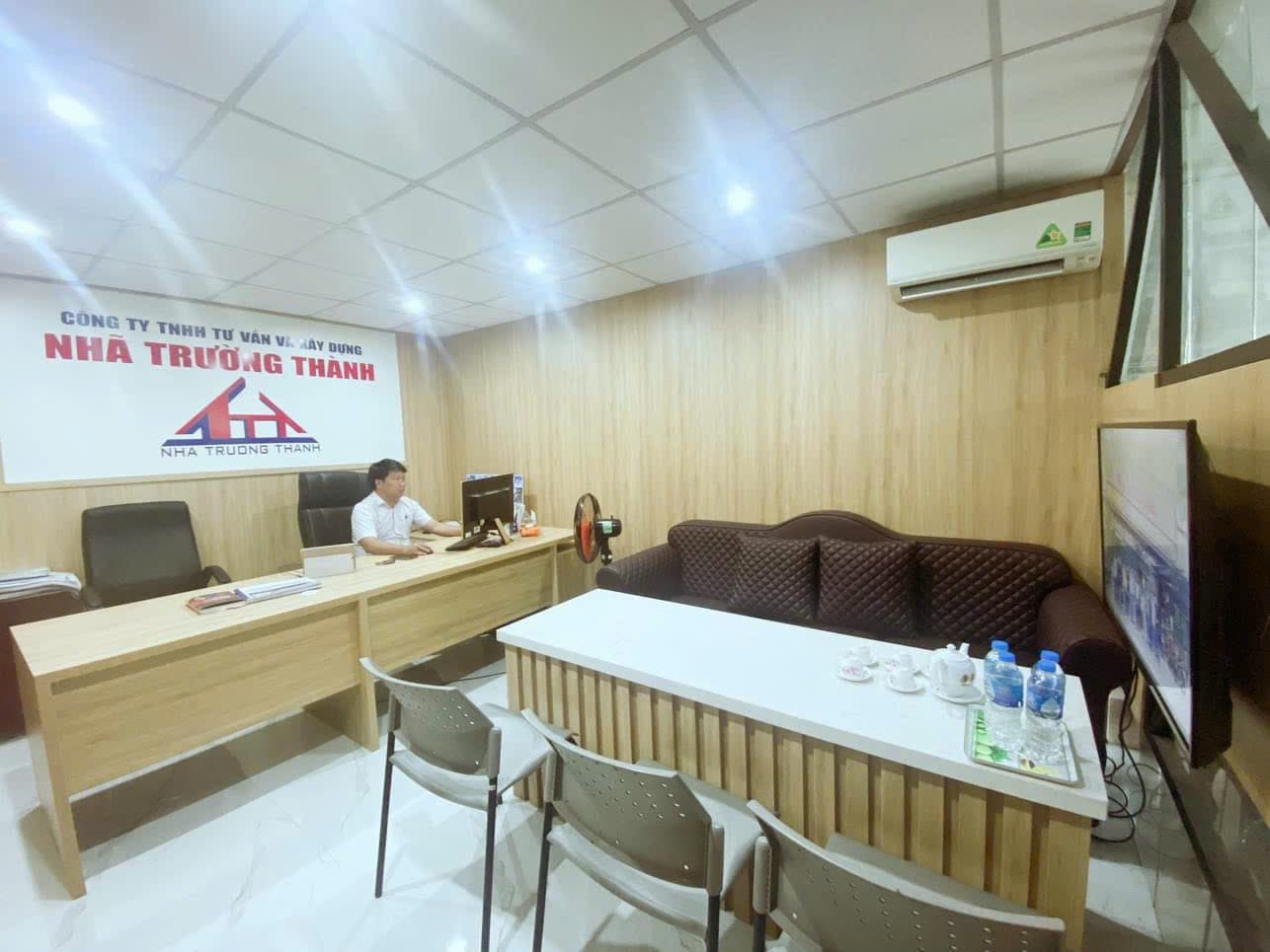 Kho xưởng và văn phòng 2 tầng tại Võ Chí Công, diện tích sử dụng 504m2