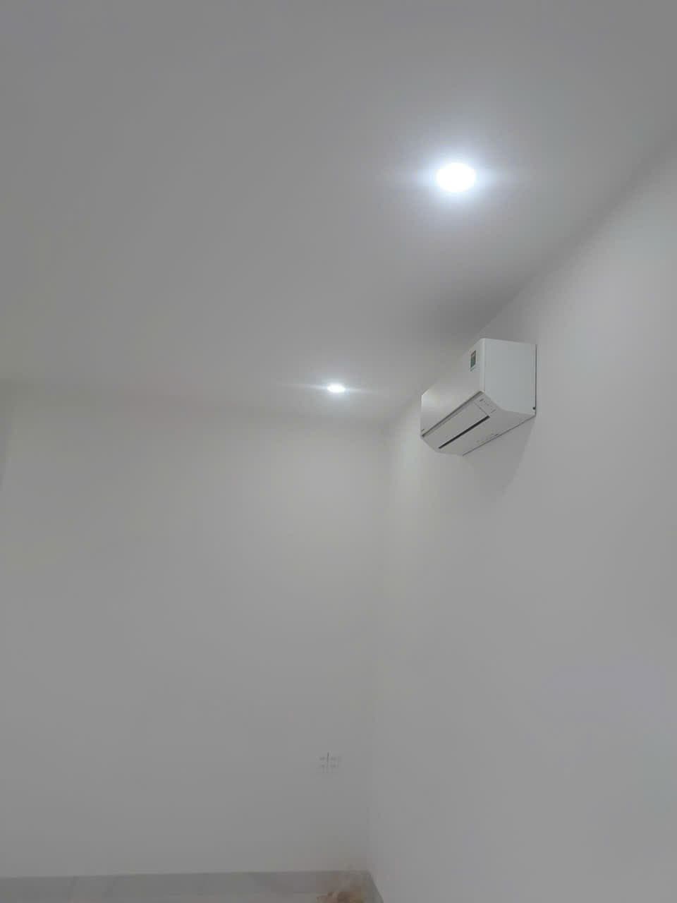Nhà nguyên căn 3 tầng đường Hồ Quý Ly, phù hợp kinh doanh sạch sẽ