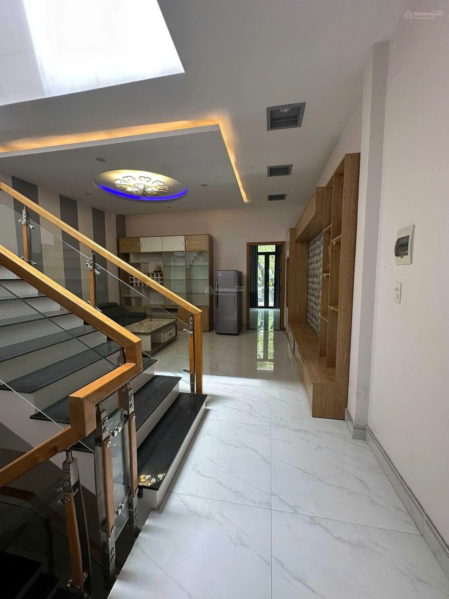 Nhà mặt tiền 3 tầng tại Khúc Hạo, diện tích 100m2, phù hợp kinh doanh và văn phòng - Ảnh 5