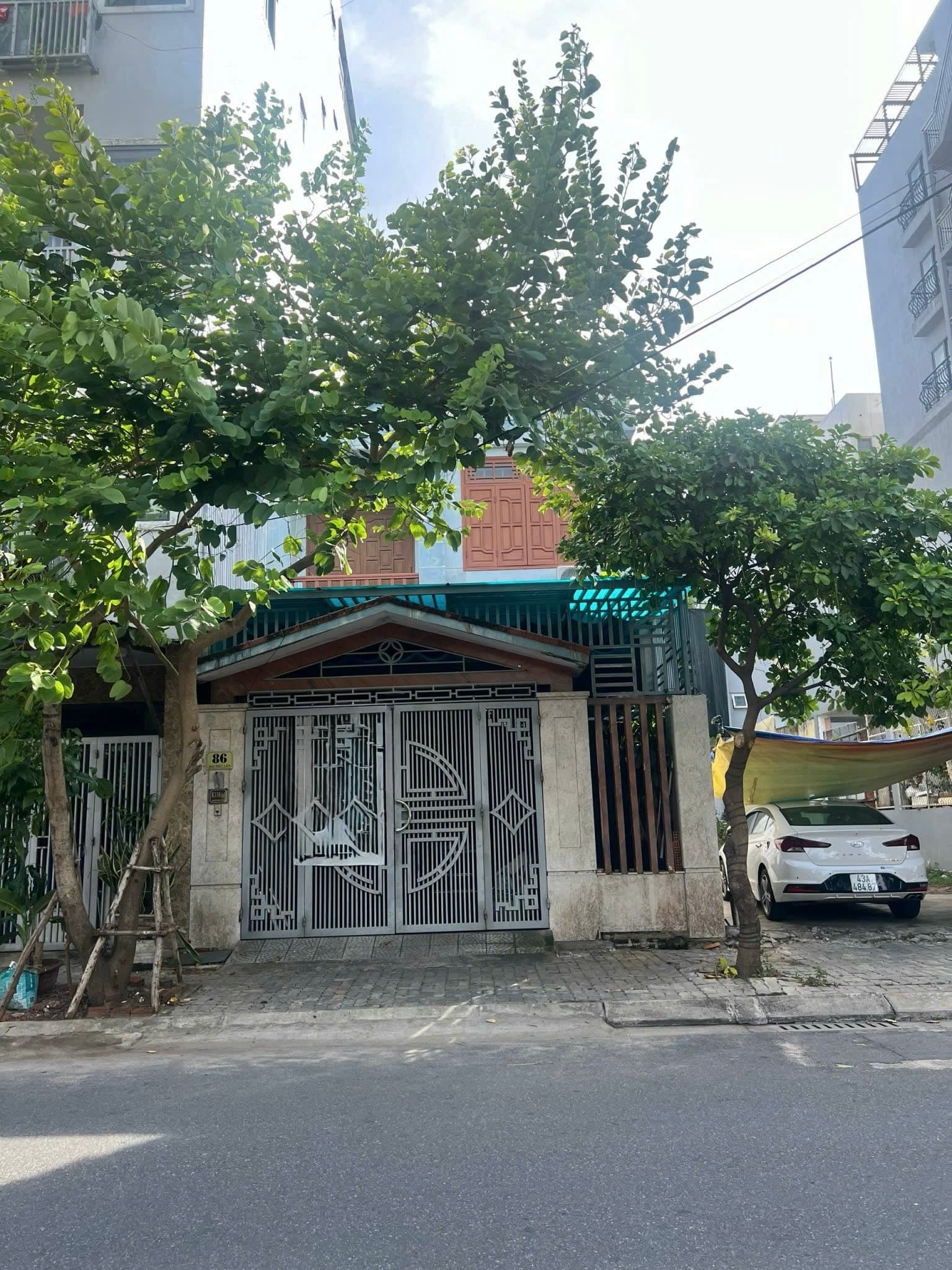 Nhà nguyên căn 2 tầng rưỡi đường Mai Thúc Lân, diện tích 140m², phù hợp để ở hoặc kinh doanh
