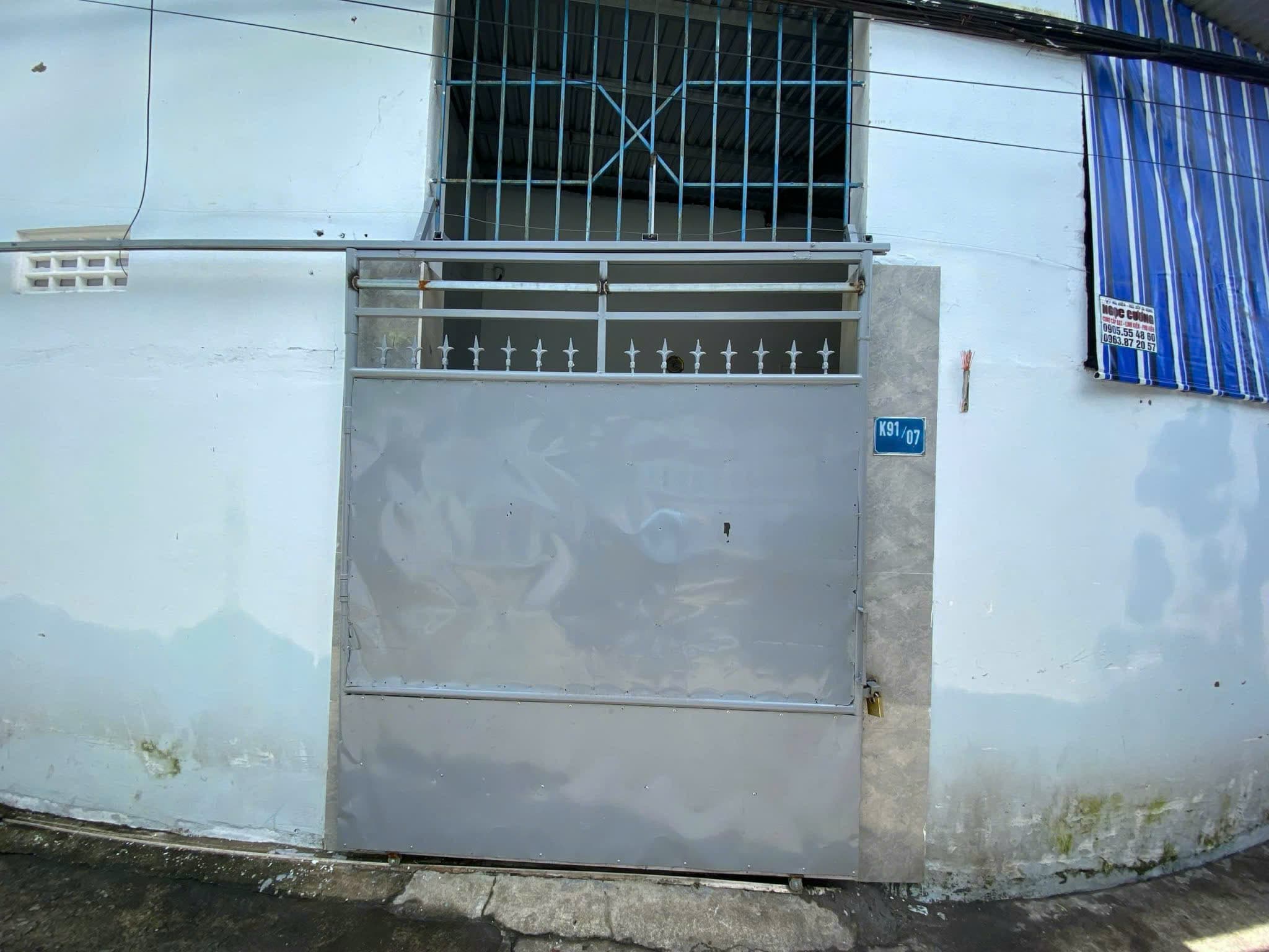 Mặt bằng kinh doanh 300m2 tại Tôn Đản, có khu đậu xe máy riêng - Ảnh 4
