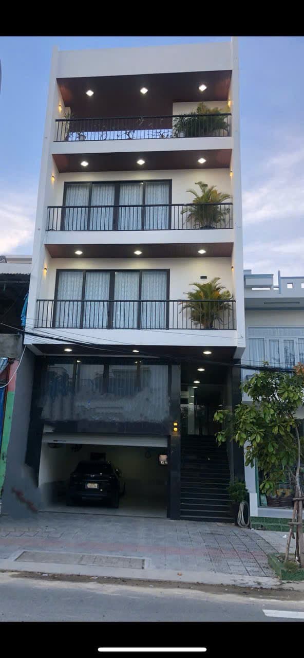 Mặt bằng trống suốt 4 tầng có thang máy tại Hồ Xuân Hương, Ngũ Hành Sơn