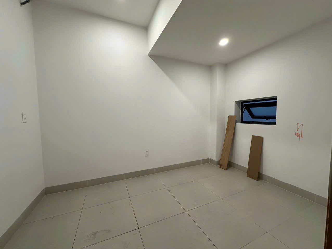 Nhà nguyên căn 3 tầng đường Mai Thúc Lân, phù hợp làm spa - Ảnh 3