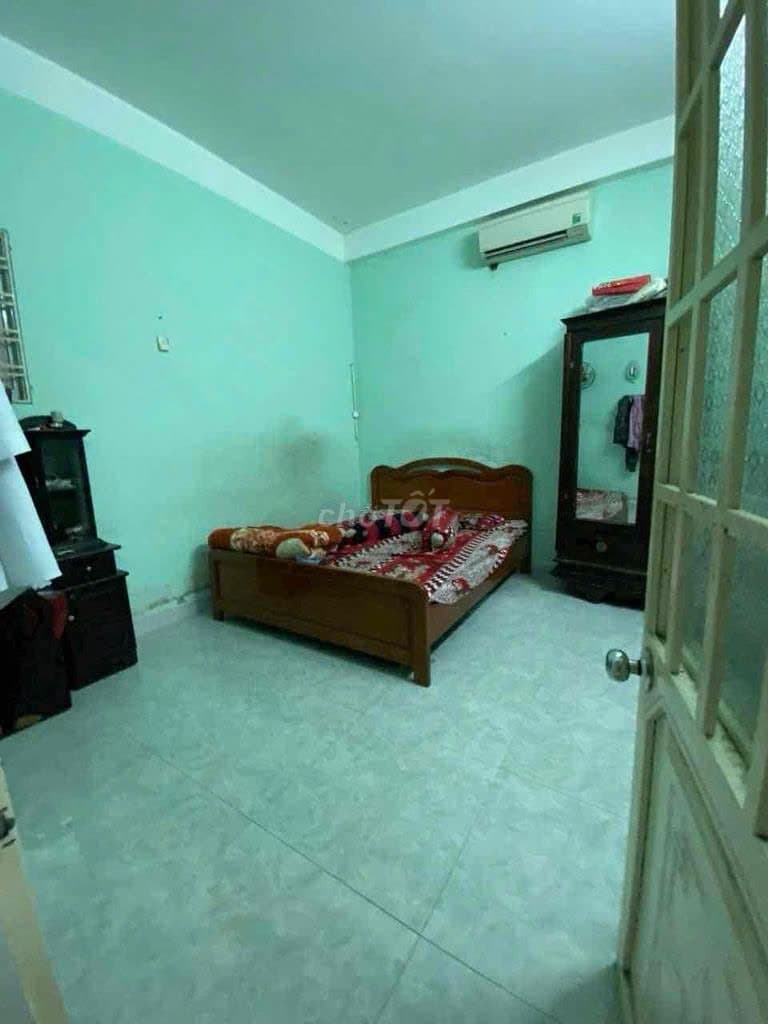 Nhà nguyên căn 2 tầng đường Bắc Sơn - Ảnh 3
