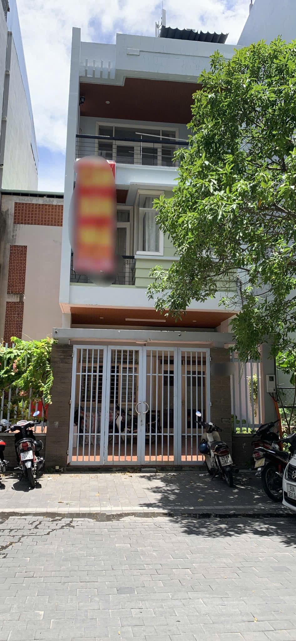 Nhà 3 tầng mặt tiền 10m tại An Thượng 3, Ngũ Hành Sơn, diện tích 180m²