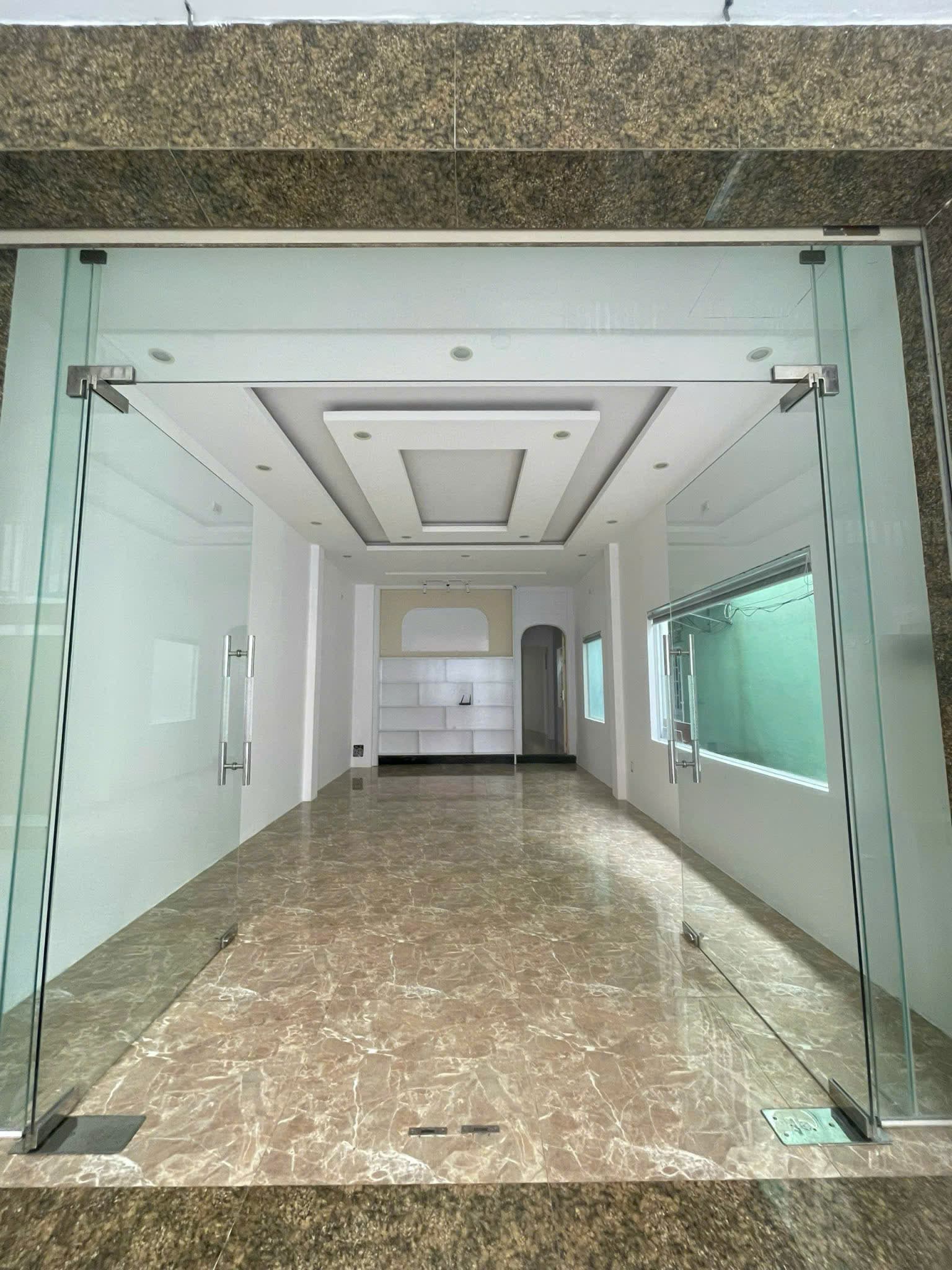 Nhà nguyên căn 3 tầng đường Nguyễn Tri Phương, diện tích 80m2, phù hợp ở và kinh doanh - Ảnh 2