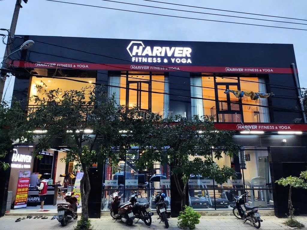 Mặt bằng trống suốt 2 tầng tại Phạm Như Xương, diện tích 300m2, phù hợp kinh doanh