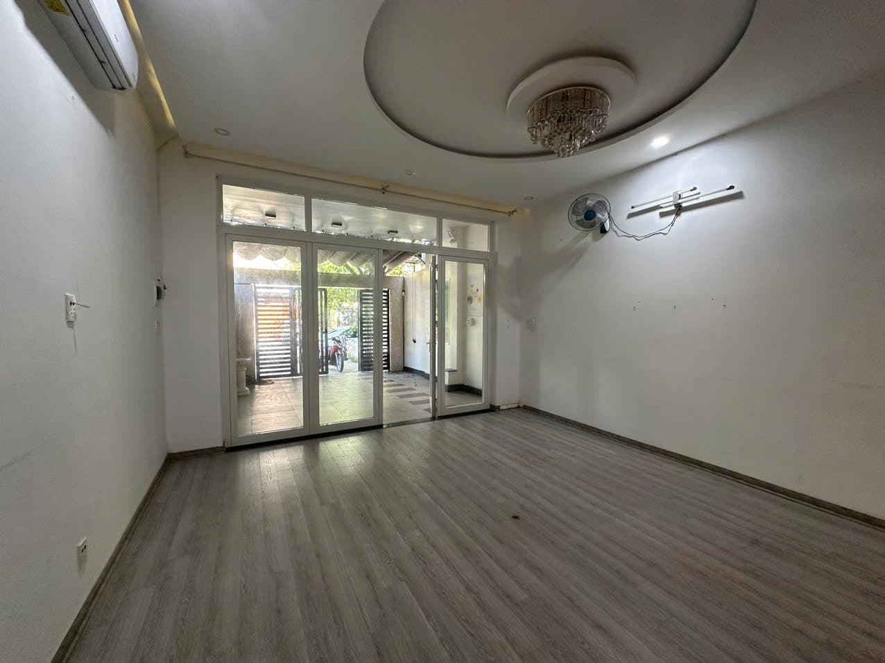 Nhà nguyên căn 3 tầng đường Lý Nhân Tông, Khuê Trung, Cẩm Lệ, phù hợp ở và kinh doanh - Ảnh 8