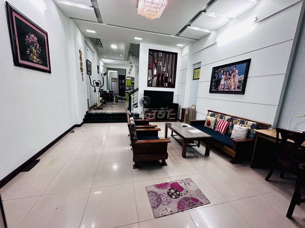 Nhà 3 tầng Châu Thị Vĩnh Tế 