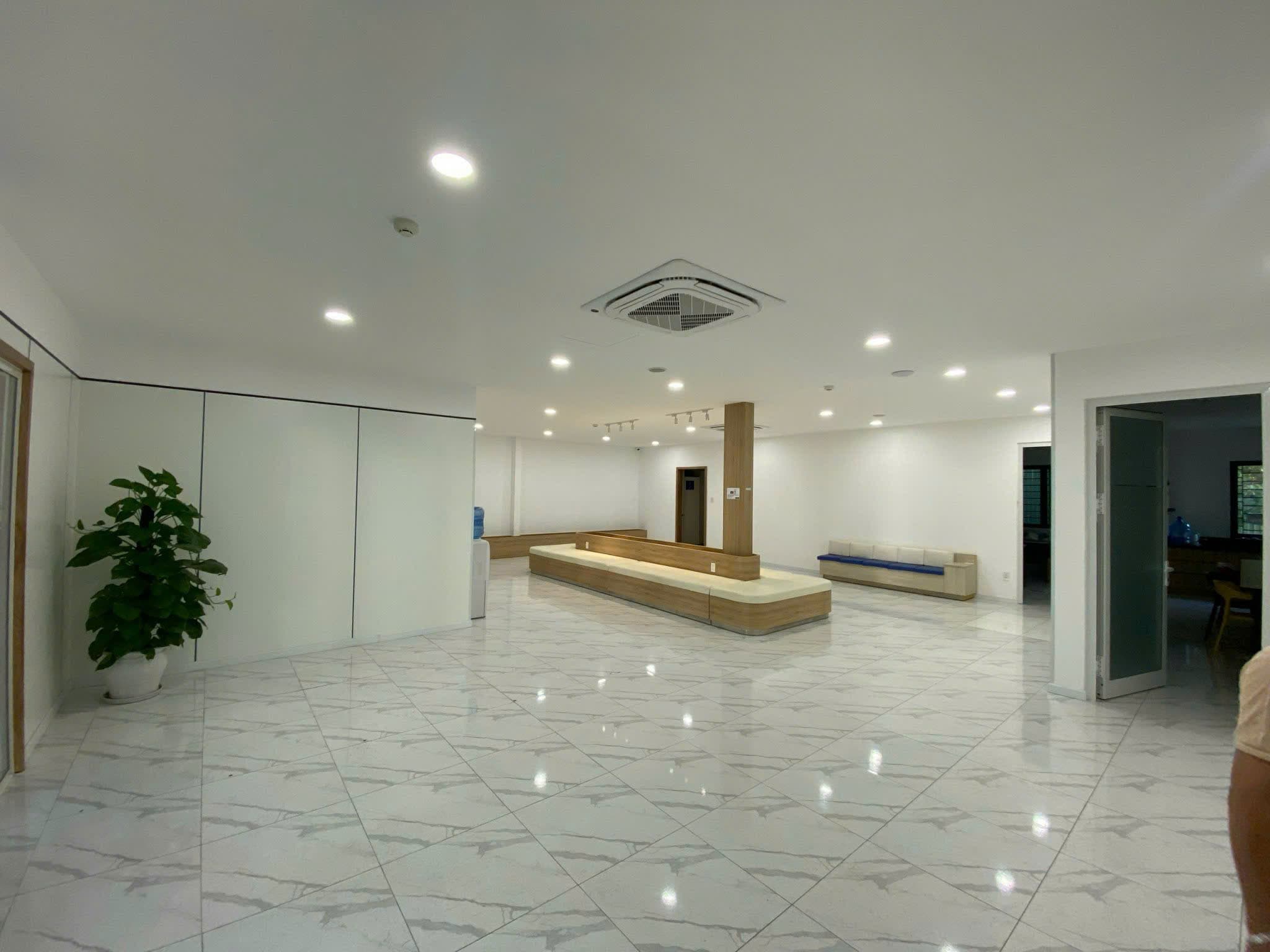 Mặt bằng tầng 4 lối đi riêng tại 2 Tháng 9, diện tích 150m2 - Ảnh 2