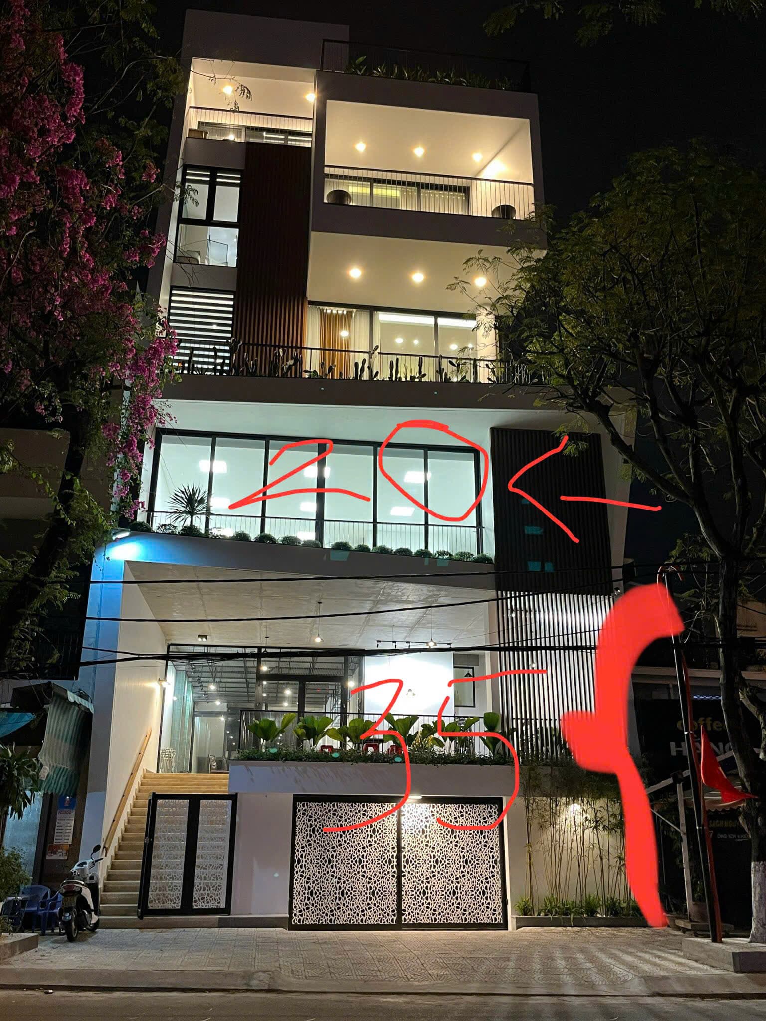 Mặt bằng kinh doanh và văn phòng cho thuê tại Ông Ích Khiêm, Hải Châu, diện tích 300m2