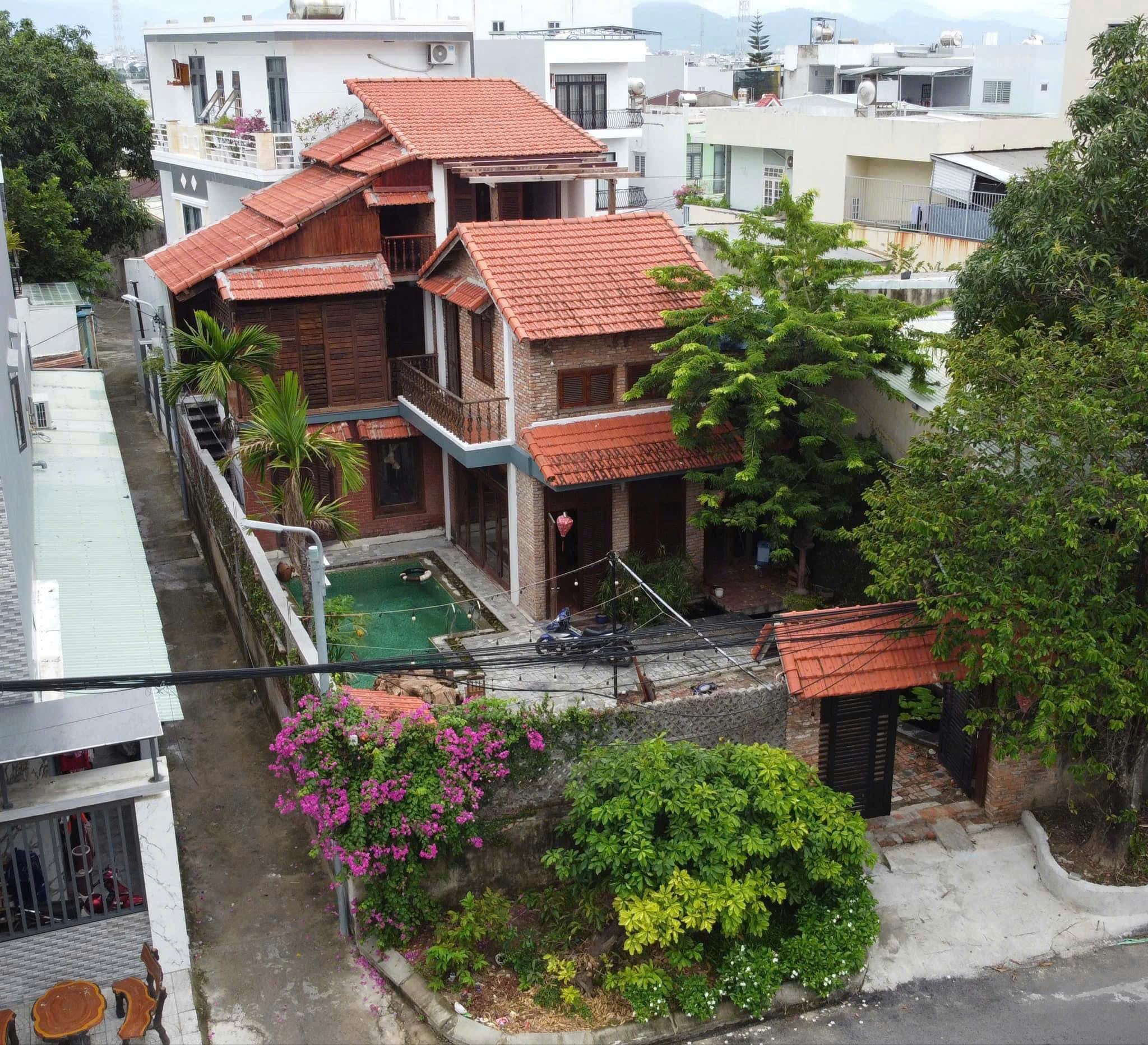 Nhà cho thuê có hồ bơi và sân rộng tại đường K20, diện tích 230m2