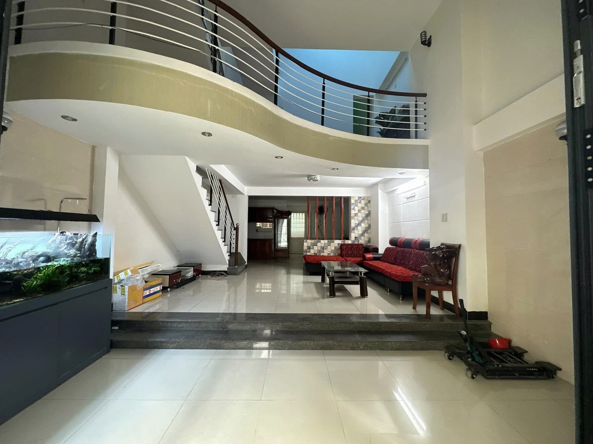 Nhà nguyên căn 3 tầng tại Tiểu La, quận Hải Châu, diện tích 75m2, phù hợp ở và kinh doanh - Ảnh 4