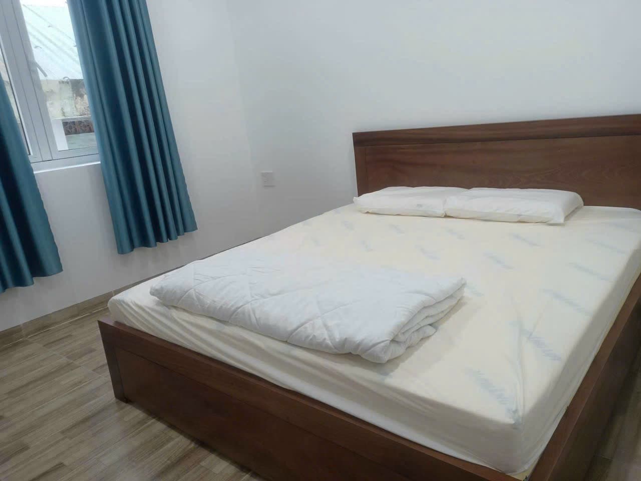 Nhà nguyên căn 2 tầng tại Tạ Hiện, gần chợ Hòa Cường, phù hợp để ở hoặc kinh doanh online - Ảnh 2