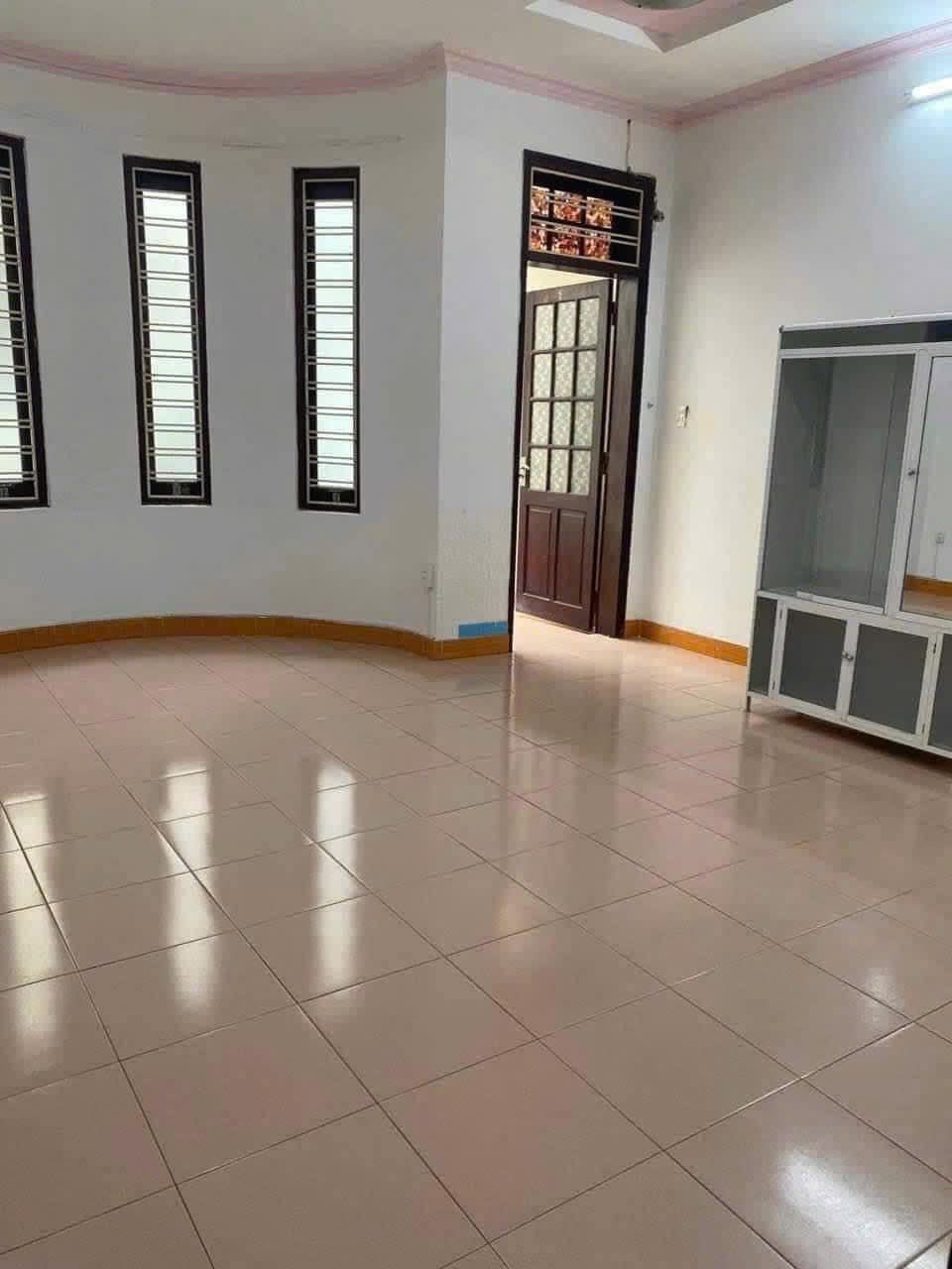 Nhà nguyên căn 5 phòng ngủ tại Nguyễn Đôn Tiết, quận Hải Châu nhaf 5pn nội thất cơ bản vào ở ngay - Ảnh 3