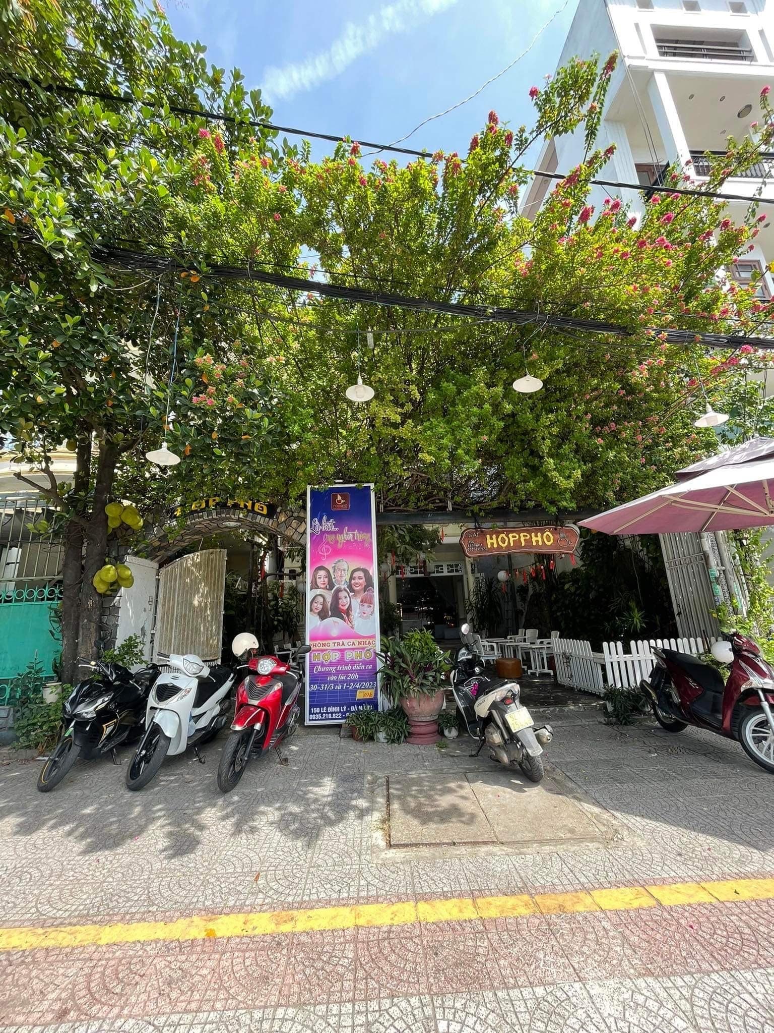 Mặt bằng kinh doanh có sân vườn riêng biệt tại Lê Đình Lý, diện tích 300m², phù hợp kinh doanh cà phê và nhà hàng