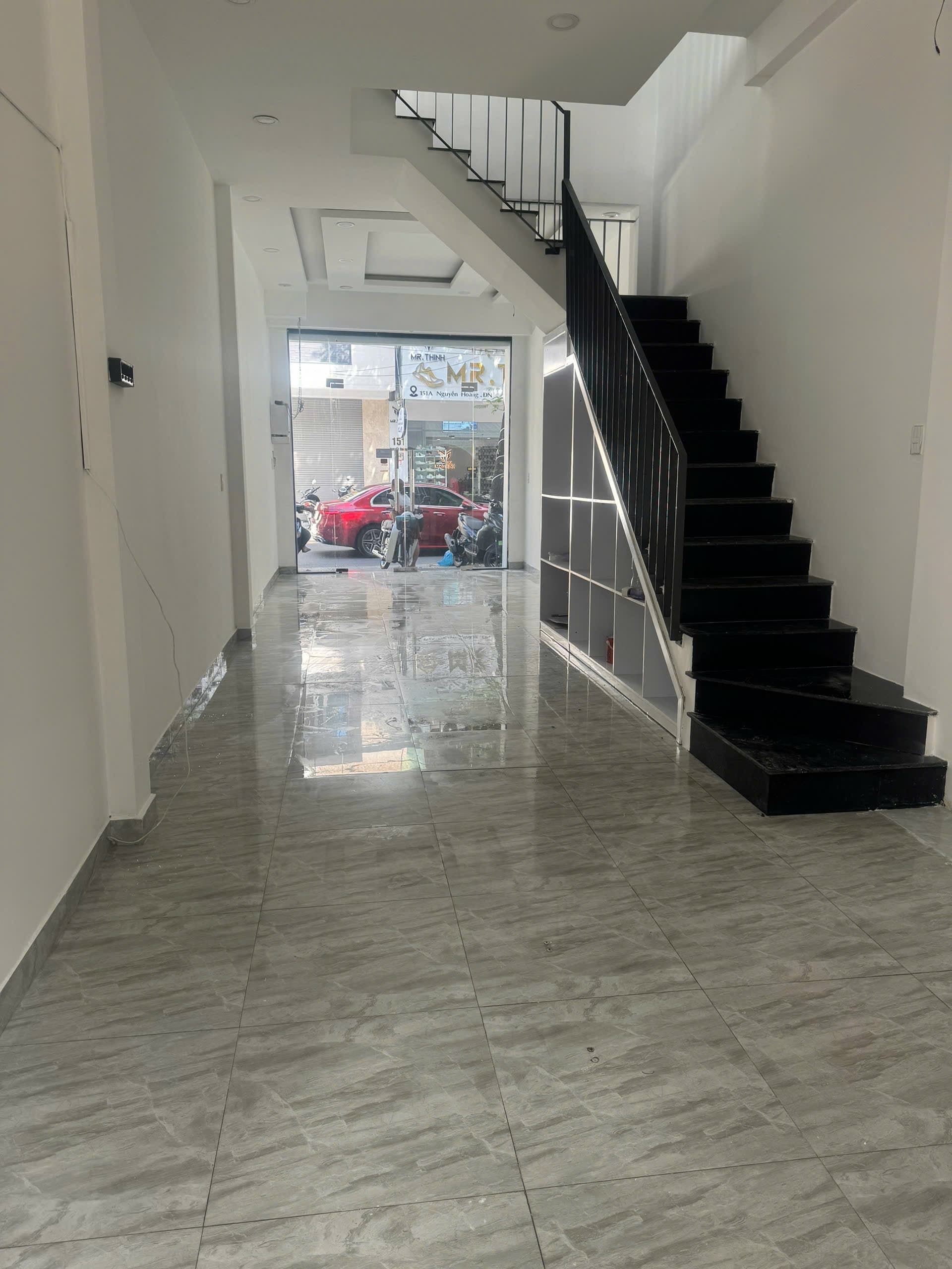 Nhà nguyên căn 3 tầng Nguyễn Hoàng, quận Hải Châu, diện tích 50m2