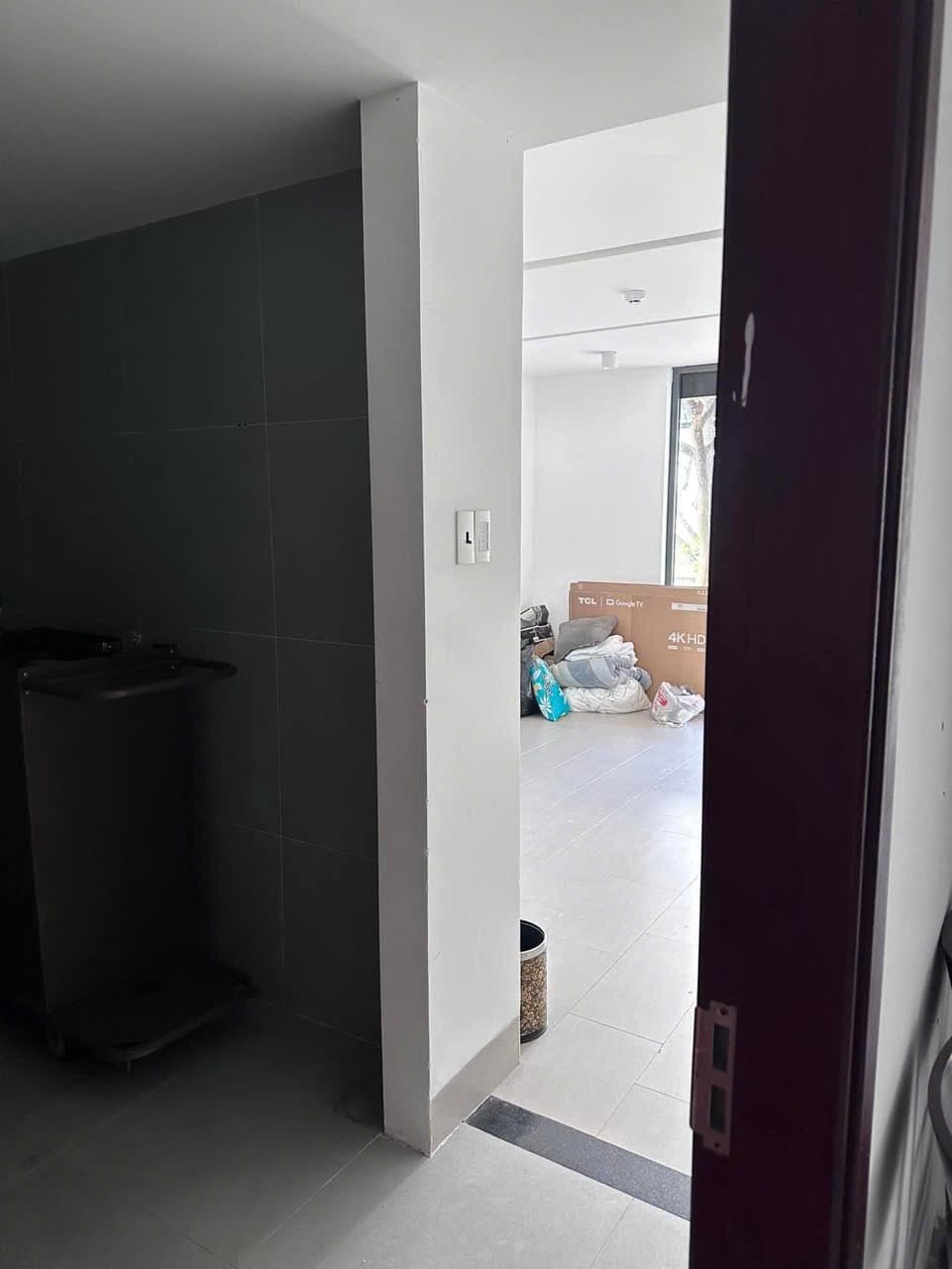 Mặt bằng kinh doanh 2 tầng tại Lê Văn Duyệt, diện tích 100m2, phù hợp mở quán bar hoặc căn hộ 2 phòng ngủ - Ảnh 3