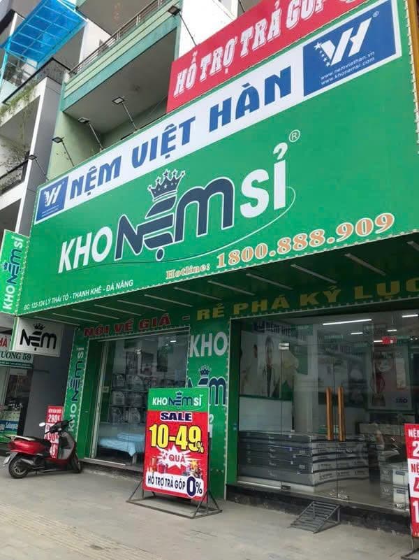 Nhà nguyên căn 3 tầng đường Lý Thái Tổ gần ngã 3 Phan Thanh, diện tích 90m², phù hợp kinh doanh