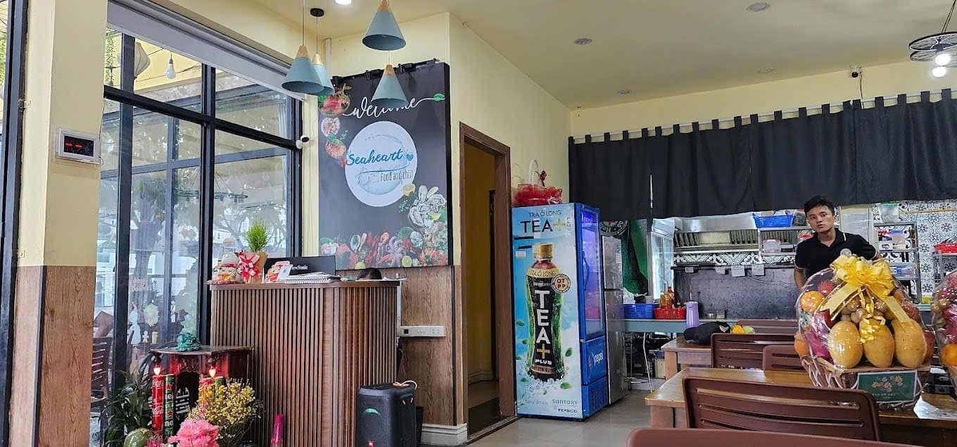 Cho Thuê góc 2 mặt tiền đường Chính Hữu, diện tích 380m2, phù hợp kinh doanh ăn uống - Ảnh 2