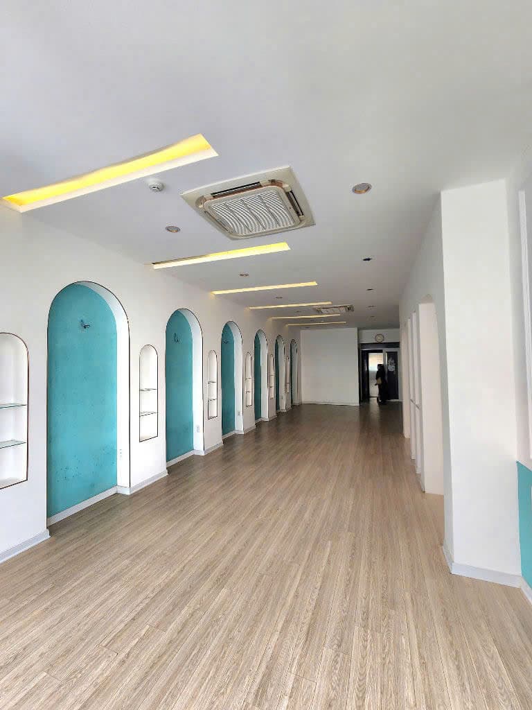 Văn phòng 80m2 có thang máy, điều hòa trung tâm, phù hợp công ty văn phòng nha khoa