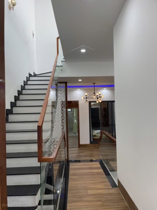 NHÀ NGUYÊN CĂN 3 TẦNG ĐƯỜNG LÊ THIẾT HÙNG, PHÙ HỢP Ở VÀ KINH DOANH  - Ảnh 7