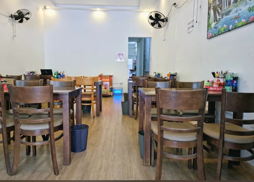 Mặt bằng kinh doanh tại Phan Đăng Lưu, diện tích 35-40m2, phù hợp kinh doanh tạp hóa