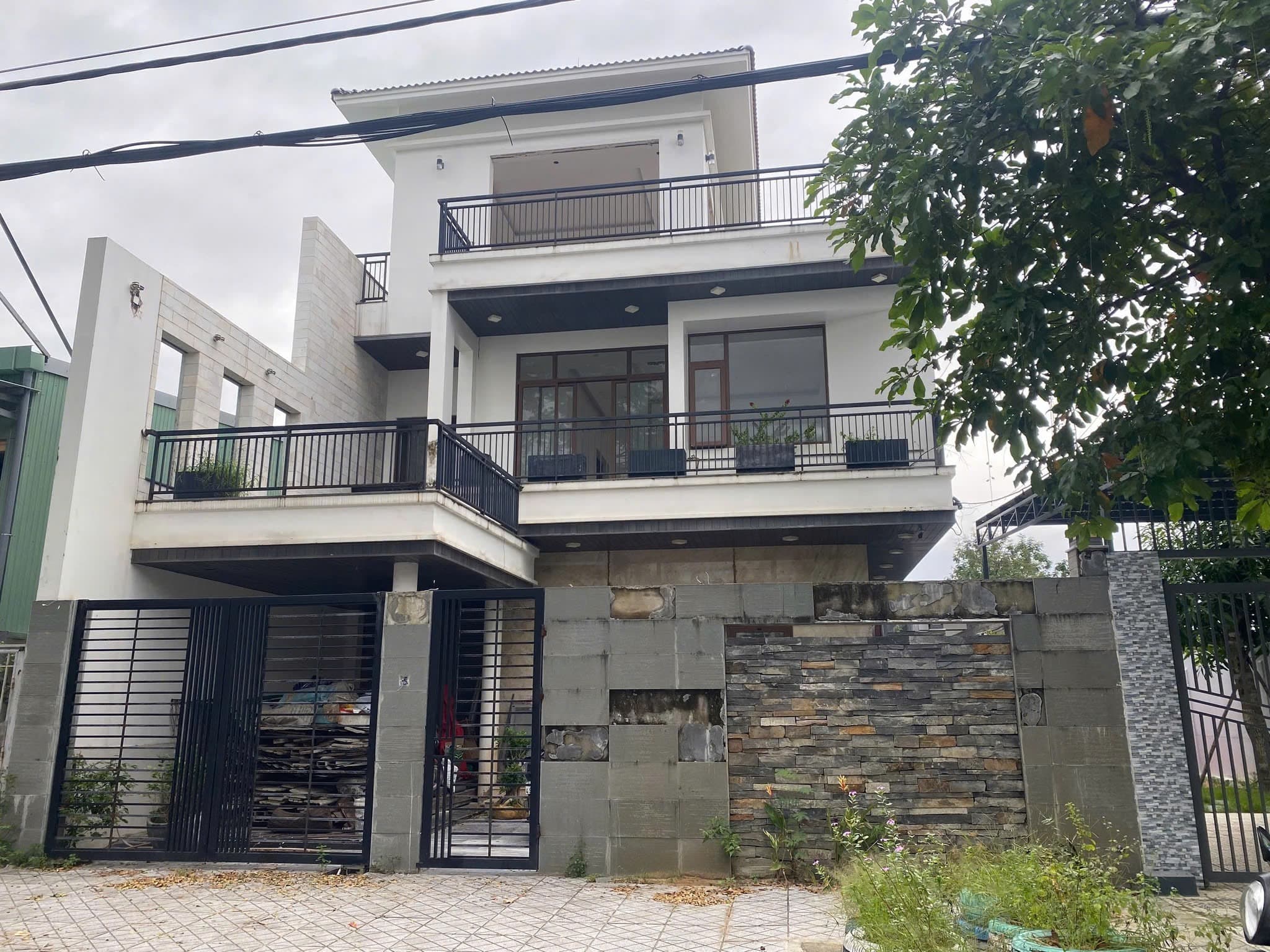 BIỆT THỰ ĐƯỜNG TRẦN NGUYÊN ĐÁN PHÙ HỢP KINH DOANH 