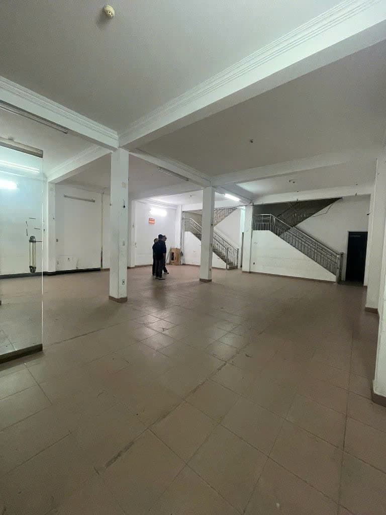 Nhà nguyên căn 3 tầng đường Nguyễn Sơn Trà
