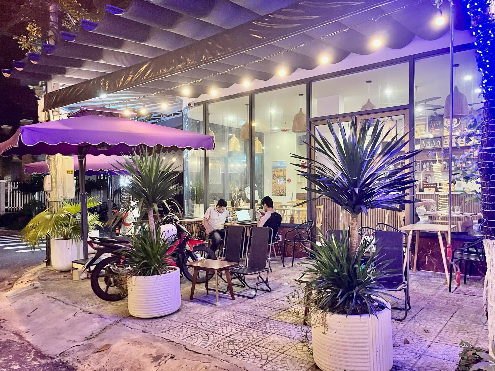 Mặt bằng kinh doanh tầng 1 lô góc tại Hoài Thanh  - Ảnh 5