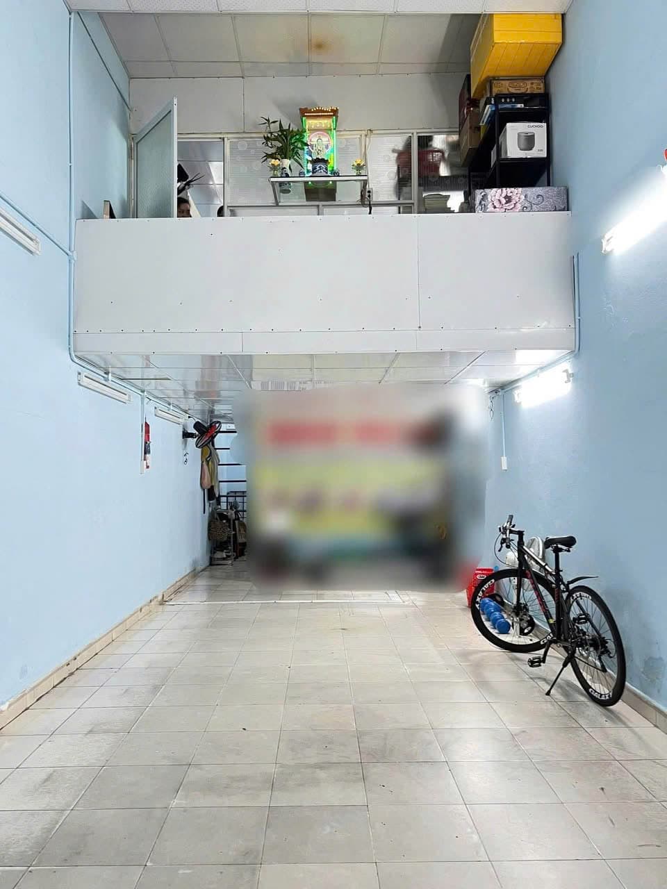 Nhà cấp 4 gác lửng mặt tiền đường Nguyễn Hoàng  - Ảnh 3
