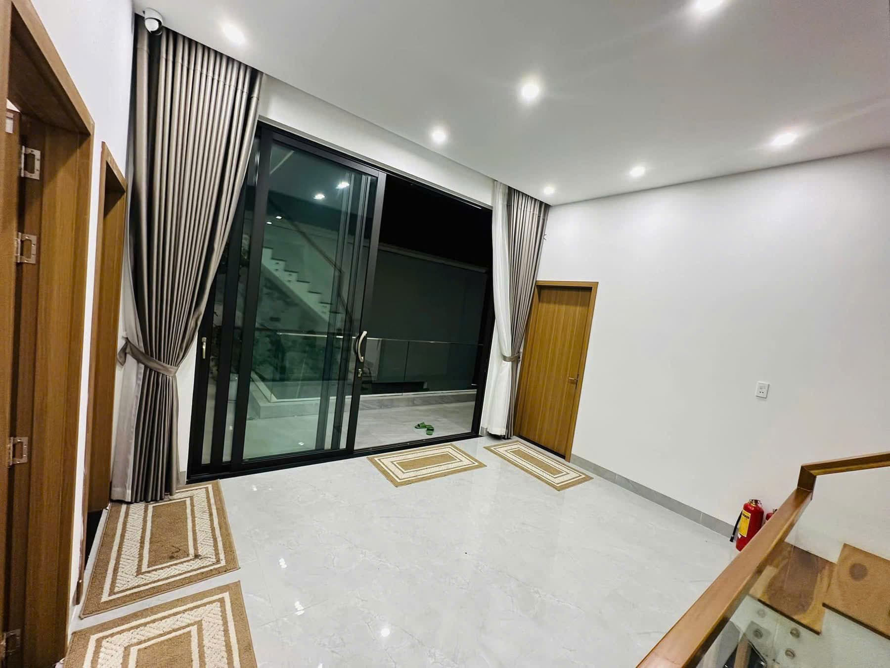 Biệt thự 3 tầng 650m2 đường Nguyễn Đình Thi view sông Hàn, phù hợp kinh doanh và spa - Ảnh 4