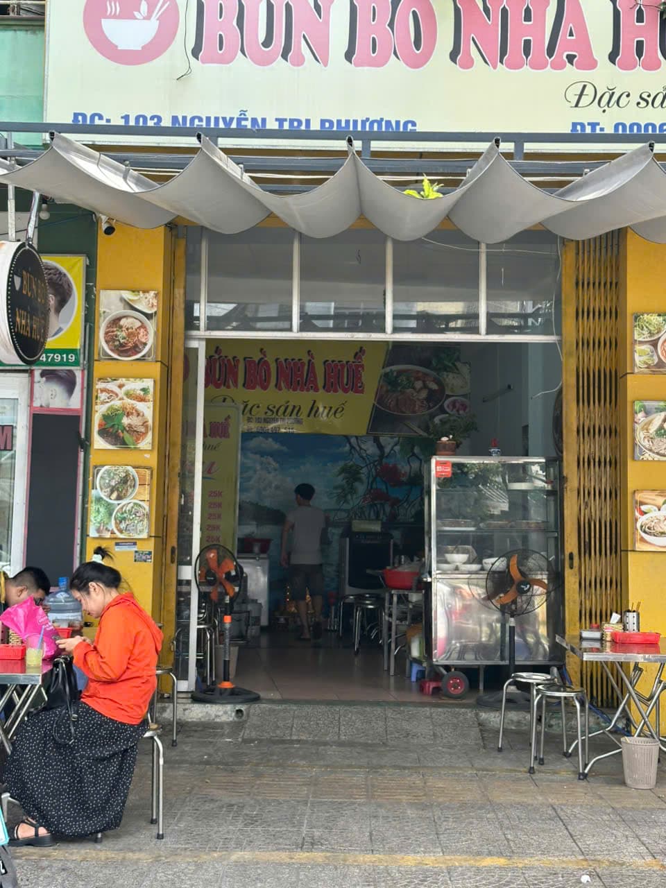 Mặt bằng kinh doanh 30m2 ngang 5m, đầy đủ tiện nghi, phù hợp kinh doanh mặt tiền Nguyễn Tri Phương