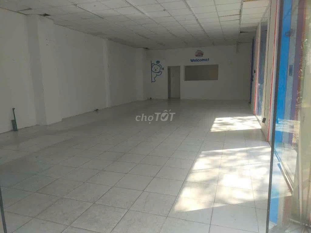Mặt bằng kinh doanh 120m2 đường Dương Loan đối diện chung cư Hòa Xuân, thuận tiện buôn bán - Ảnh 2