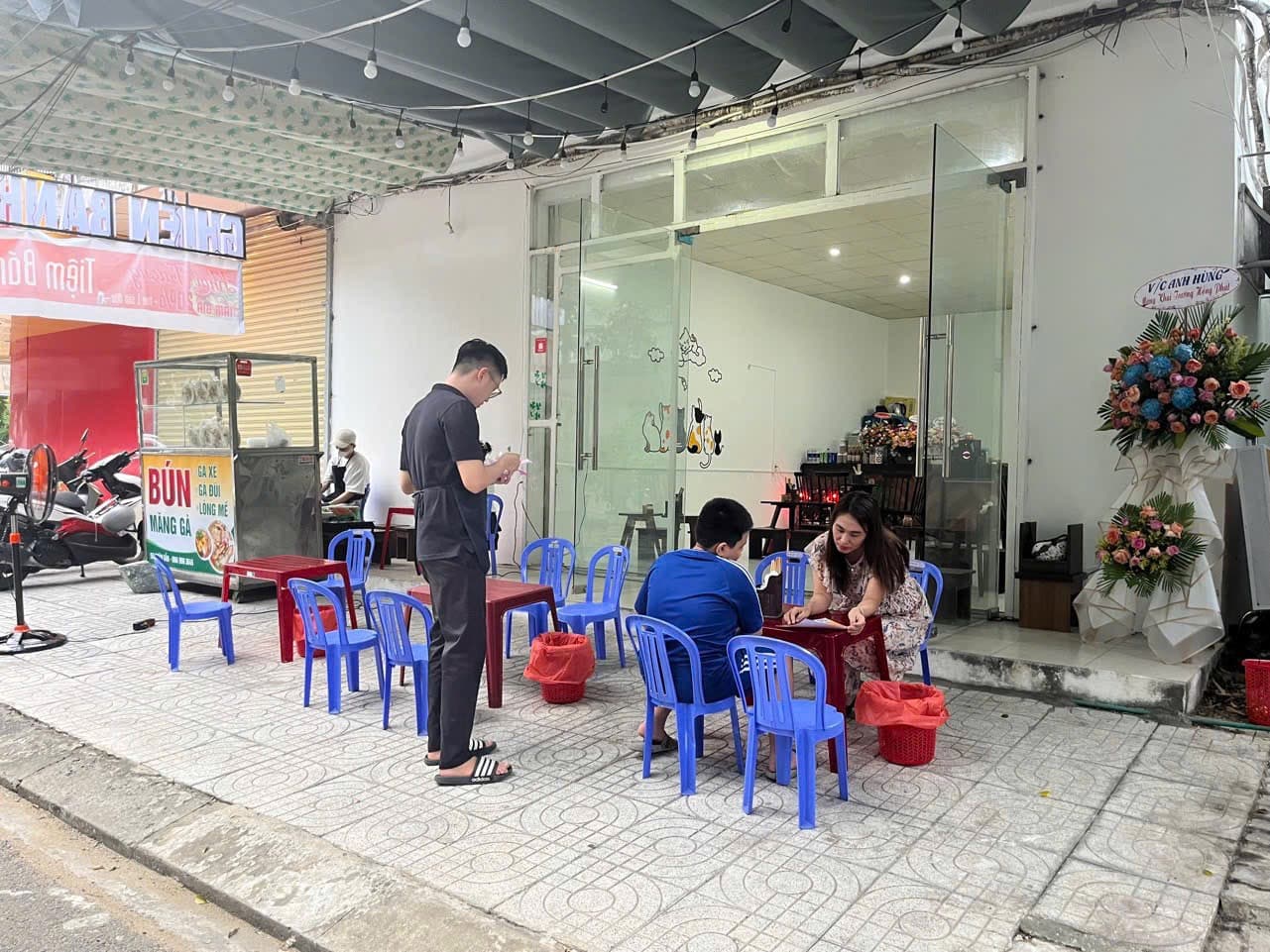 MẶT BẰNG KINH DOANH TẠI KÝ TÚC XÁ PHÍA ĐÔNG GIÁ RẺ  - Ảnh 2
