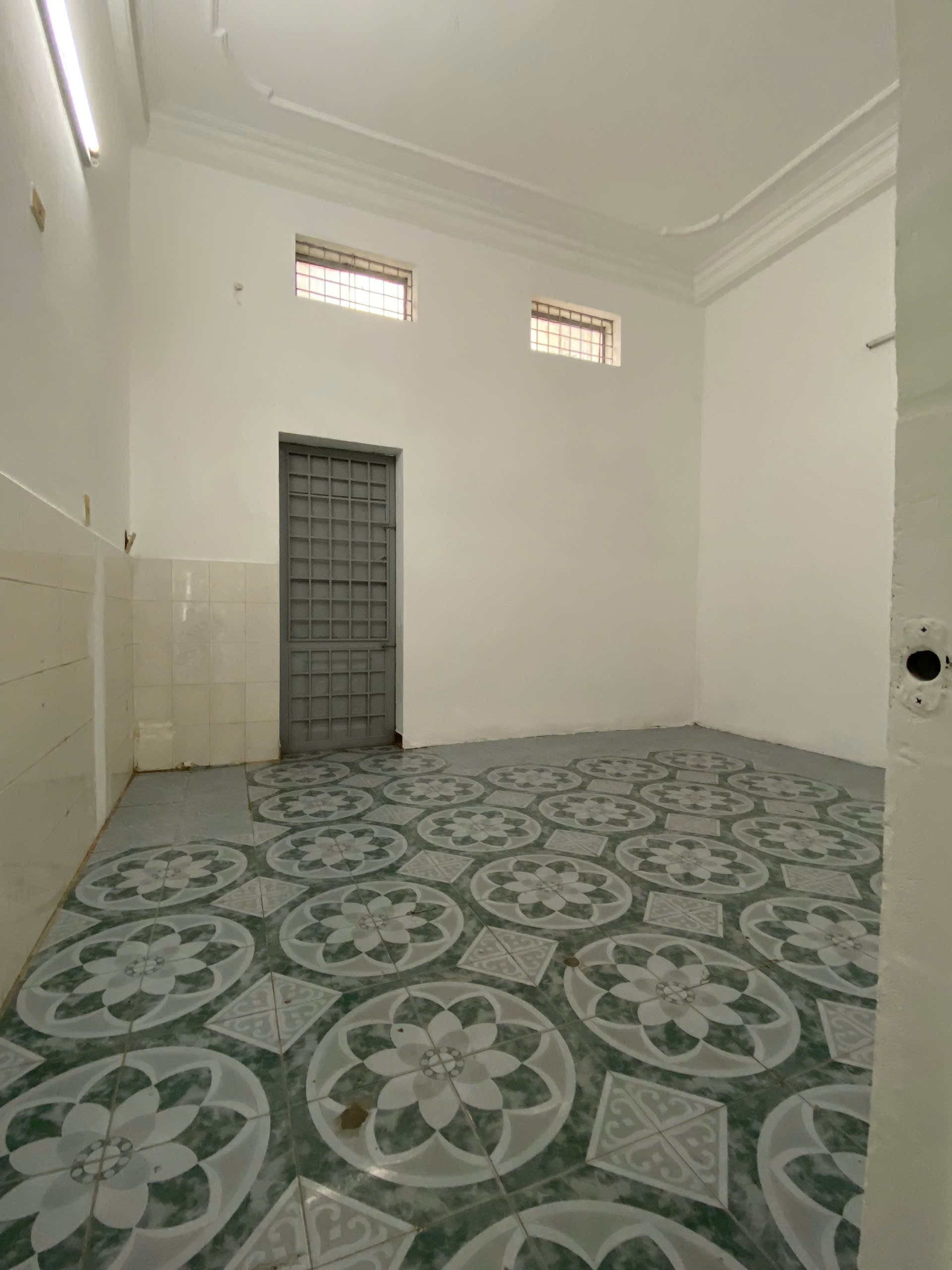 Nhà nguyên căn 3 tầng đường Trần Tống, diện tích 90m², phù hợp ở và kinh doanh