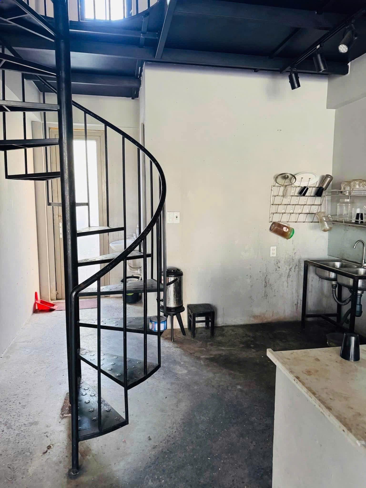 Nhà nguyên căn có gác lửng diện tích 150m², phù hợp mọi mô hình kinh doanh - Ảnh 3
