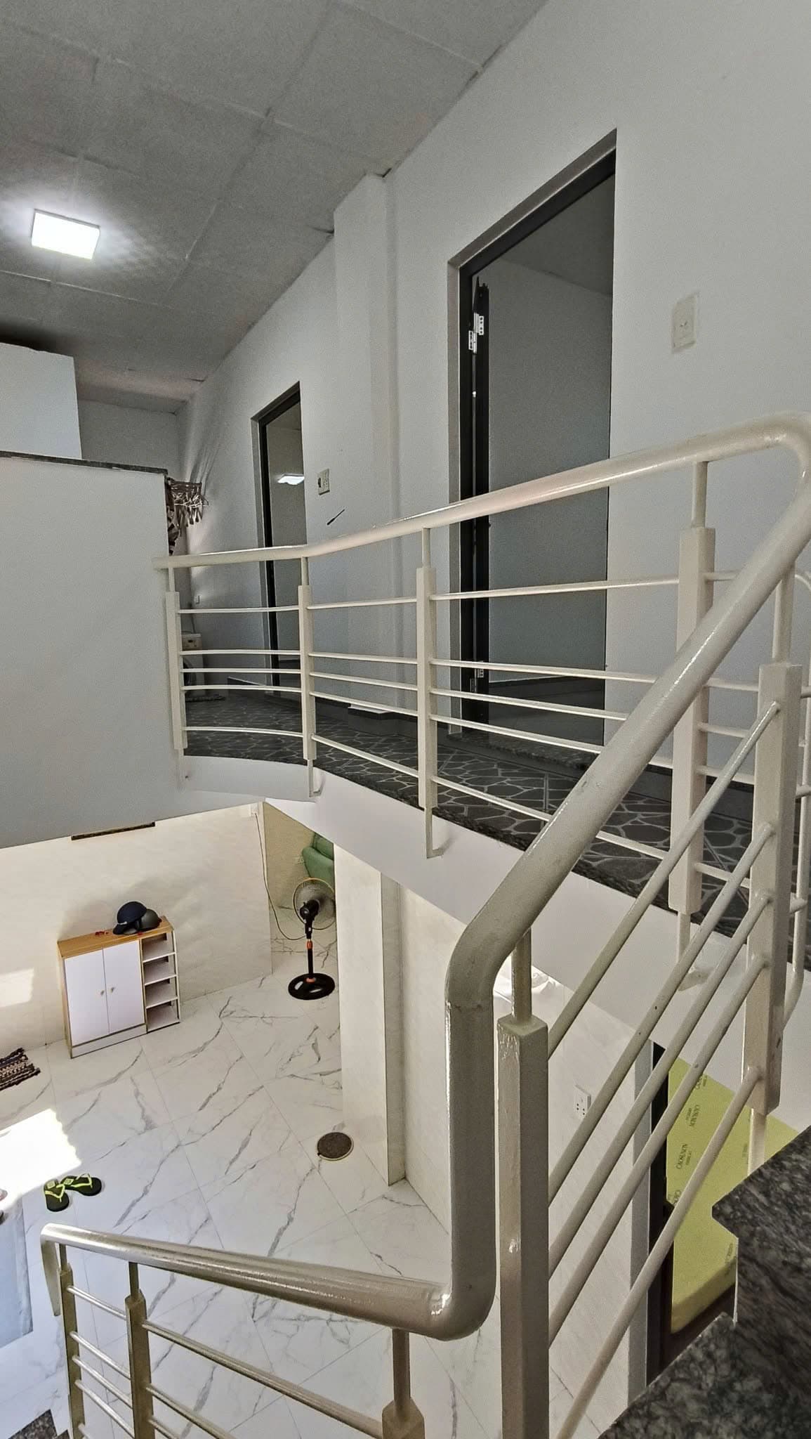 Nhà nguyên căn 2 tầng gần khu phố Tây, diện tích 61m2, phù hợp ở và kinh doanh lưu trú - Ảnh 3