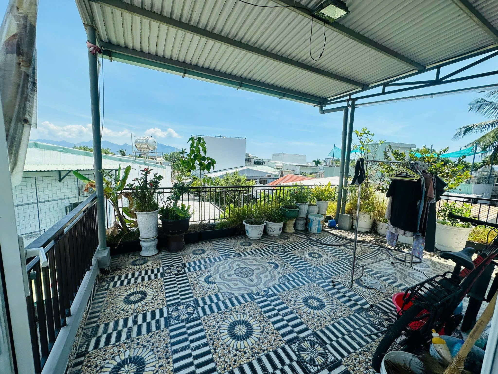 Nhà nguyên căn 3 tầng diện tích 45m² phù hợp để ở tại Bàu Trảng 7 - Ảnh 2