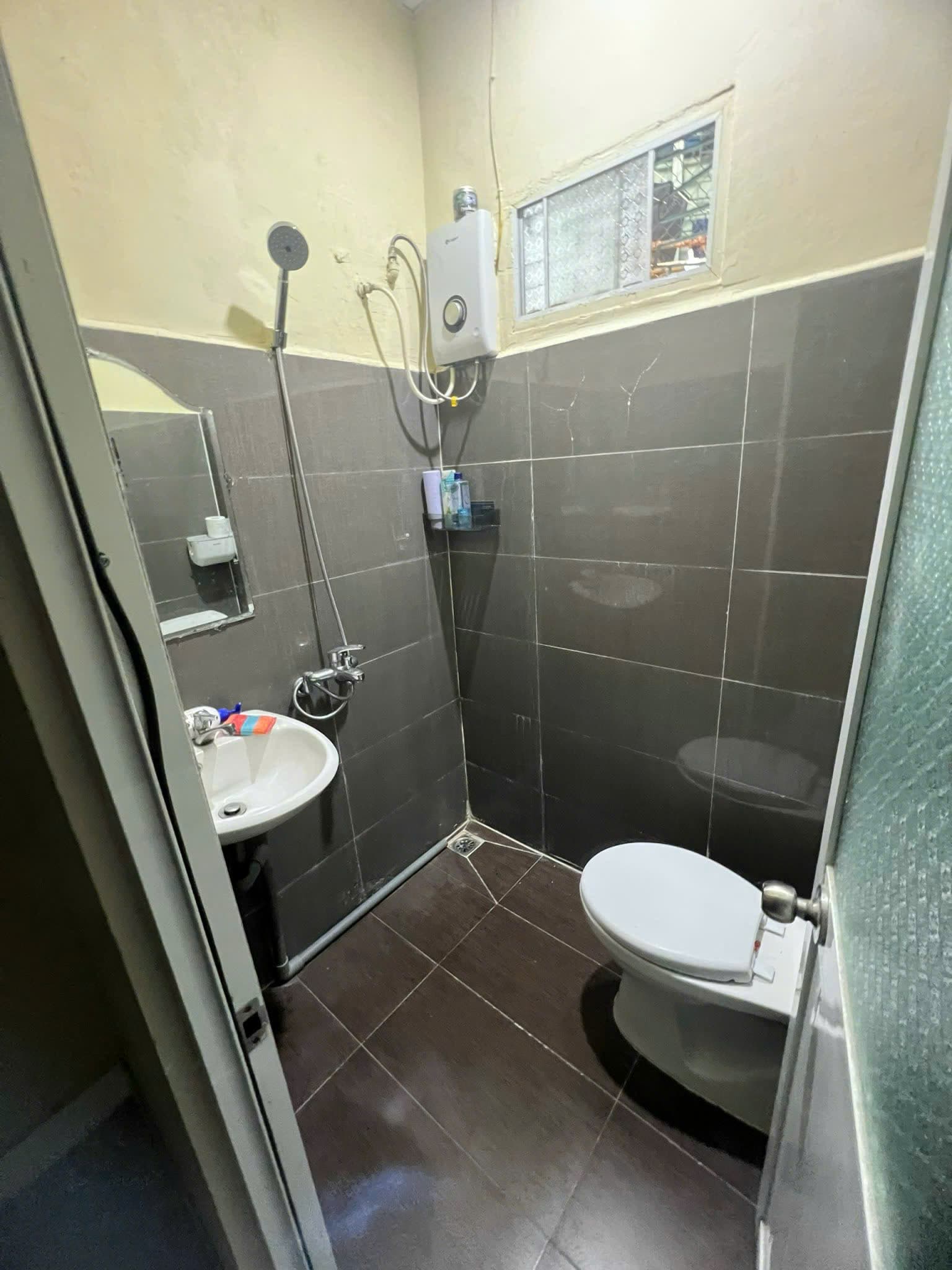 Nhà nguyên căn 3 tầng trống suốt tại Lê Duẩn - Ảnh 3