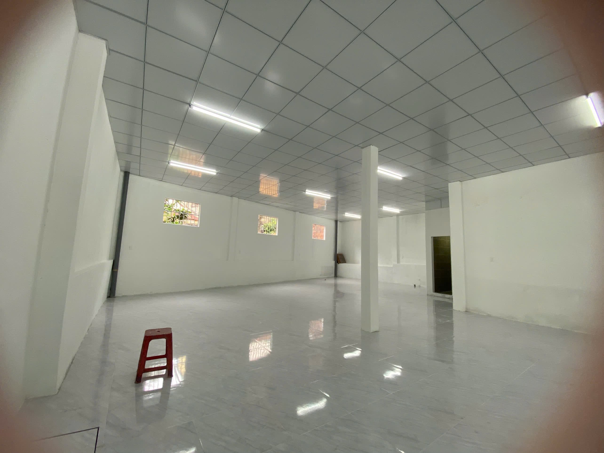 CẤP 4 TRỐNG SUỐT ĐƯỜNG 2/9 - NỞ HẬU, DIỆN TÍCH HƠN 200M2  - Ảnh 2