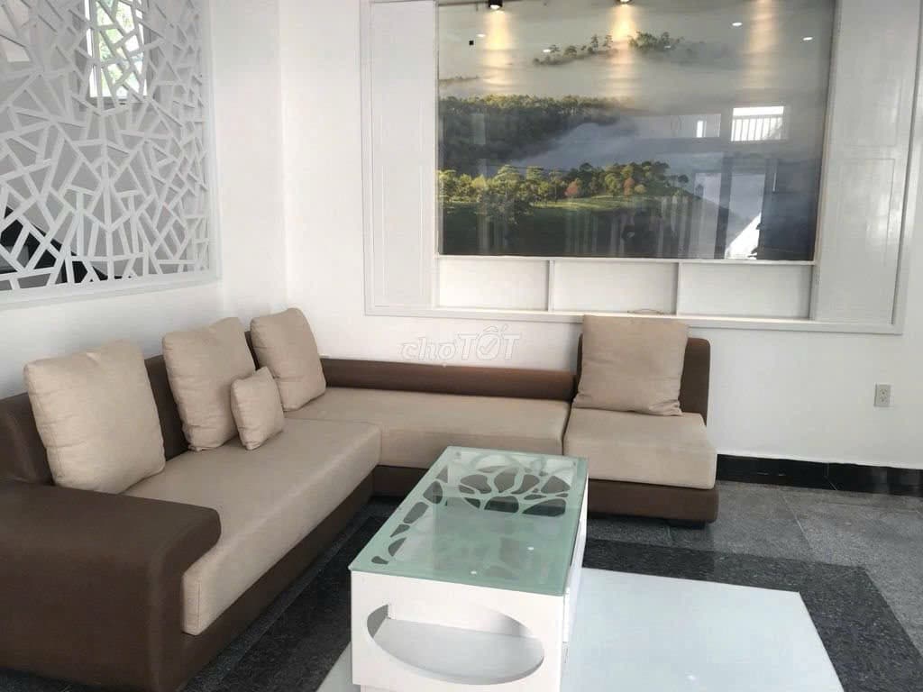 BIỆT THỰ NGUYỄN CAO LUYỆN - SÂN VƯỜN 3 TẦNG  - Ảnh 5
