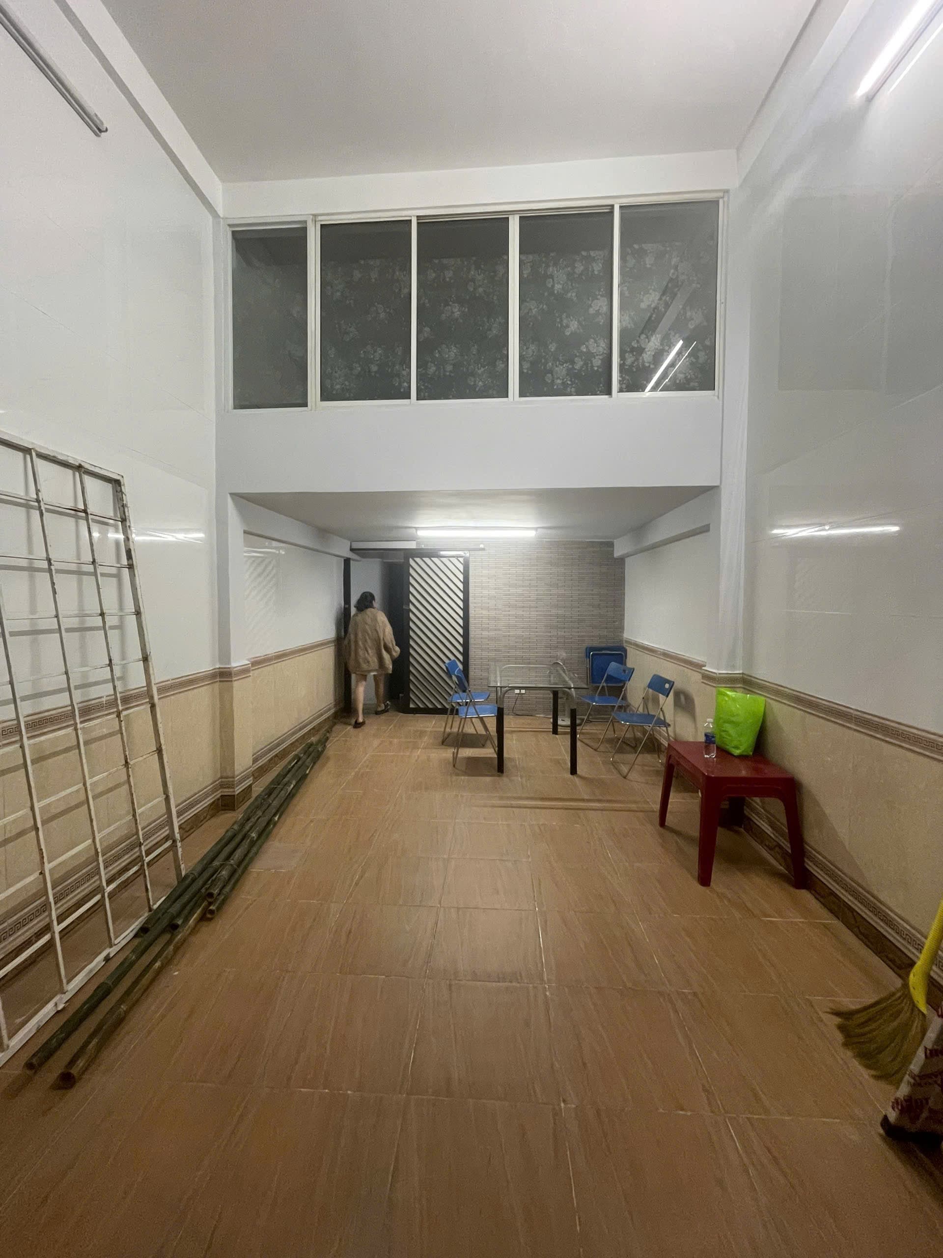 NGUYÊN CĂN 3 TẦNG ĐƯỜNG ÔNG ÍCH KHIÊM, 40M2 X 3.5 TẦNG 