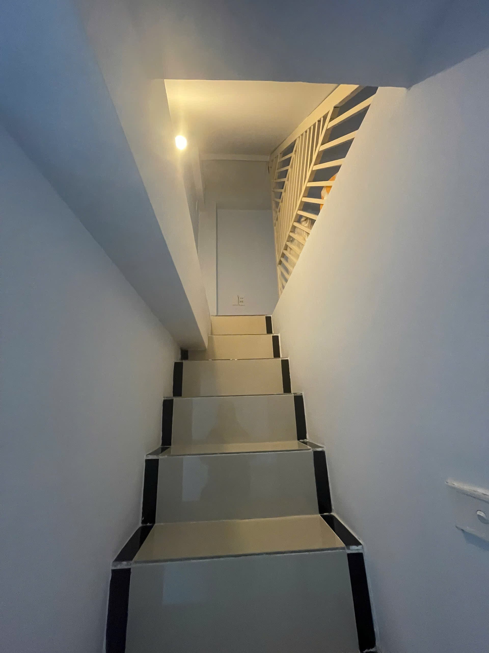 NGUYÊN CĂN 3 TẦNG ĐƯỜNG ÔNG ÍCH KHIÊM, 40M2 X 3.5 TẦNG  - Ảnh 5