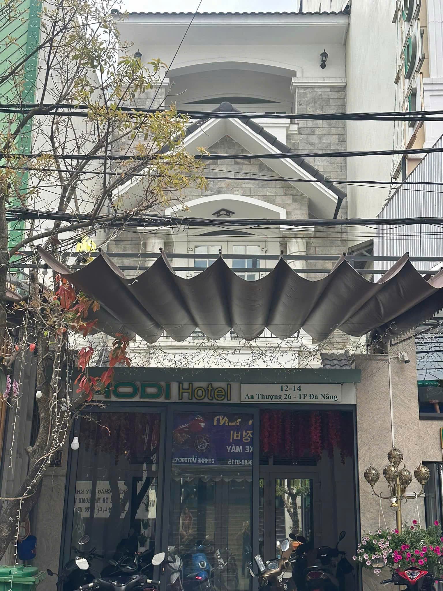 Nhà nguyên căn 3 tầng phù hợp kinh doanh 