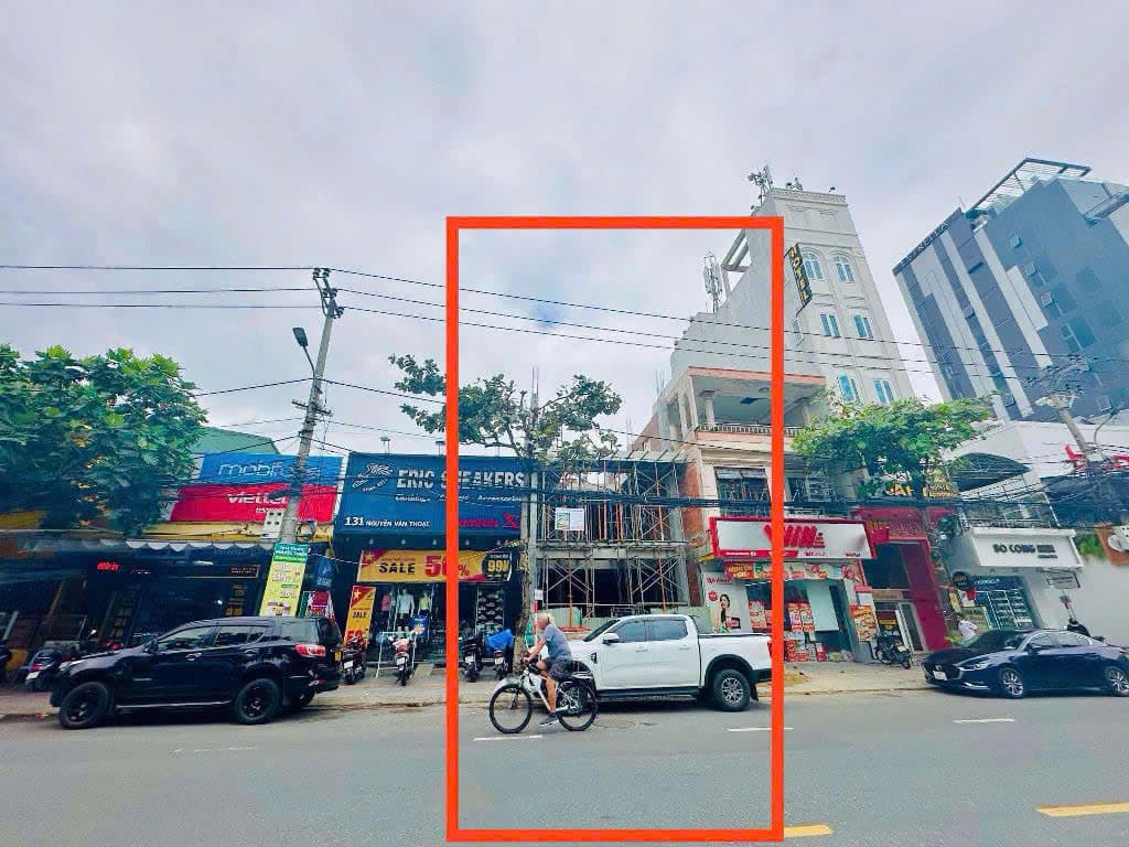 Mặt bằng kinh doanh 2 tầng diện tích 6,2m x 23m phù hợp mở cửa hàng - Ảnh 2