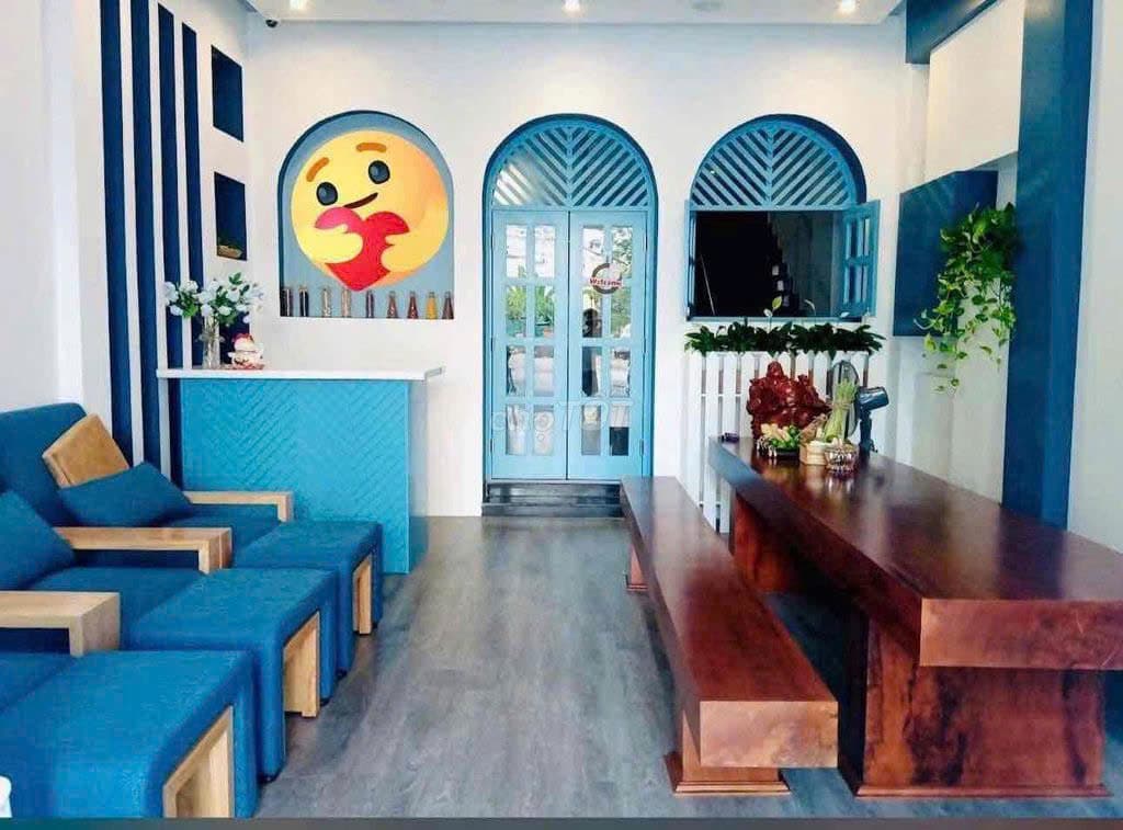 Nhà nguyên căn 4 tầng đường Dương Đình Nghệ